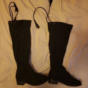 Suede knee boots